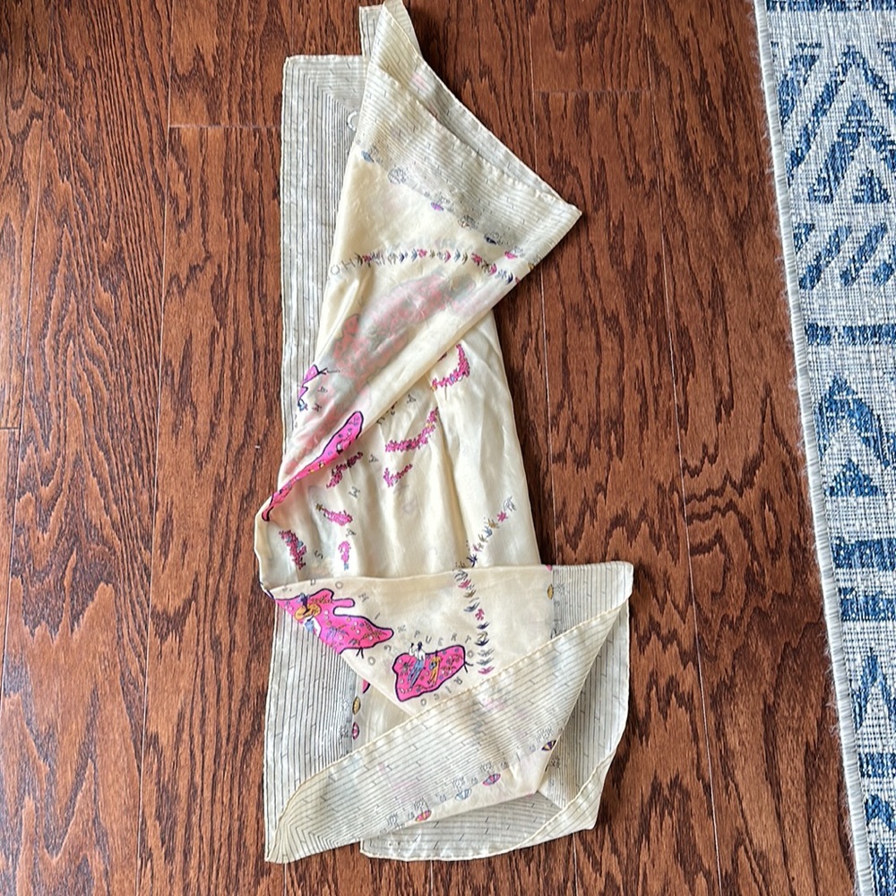 Unique scarf